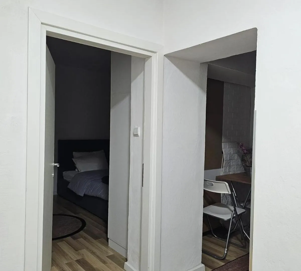 Main Studio 4 Tirana 0*,  Albania